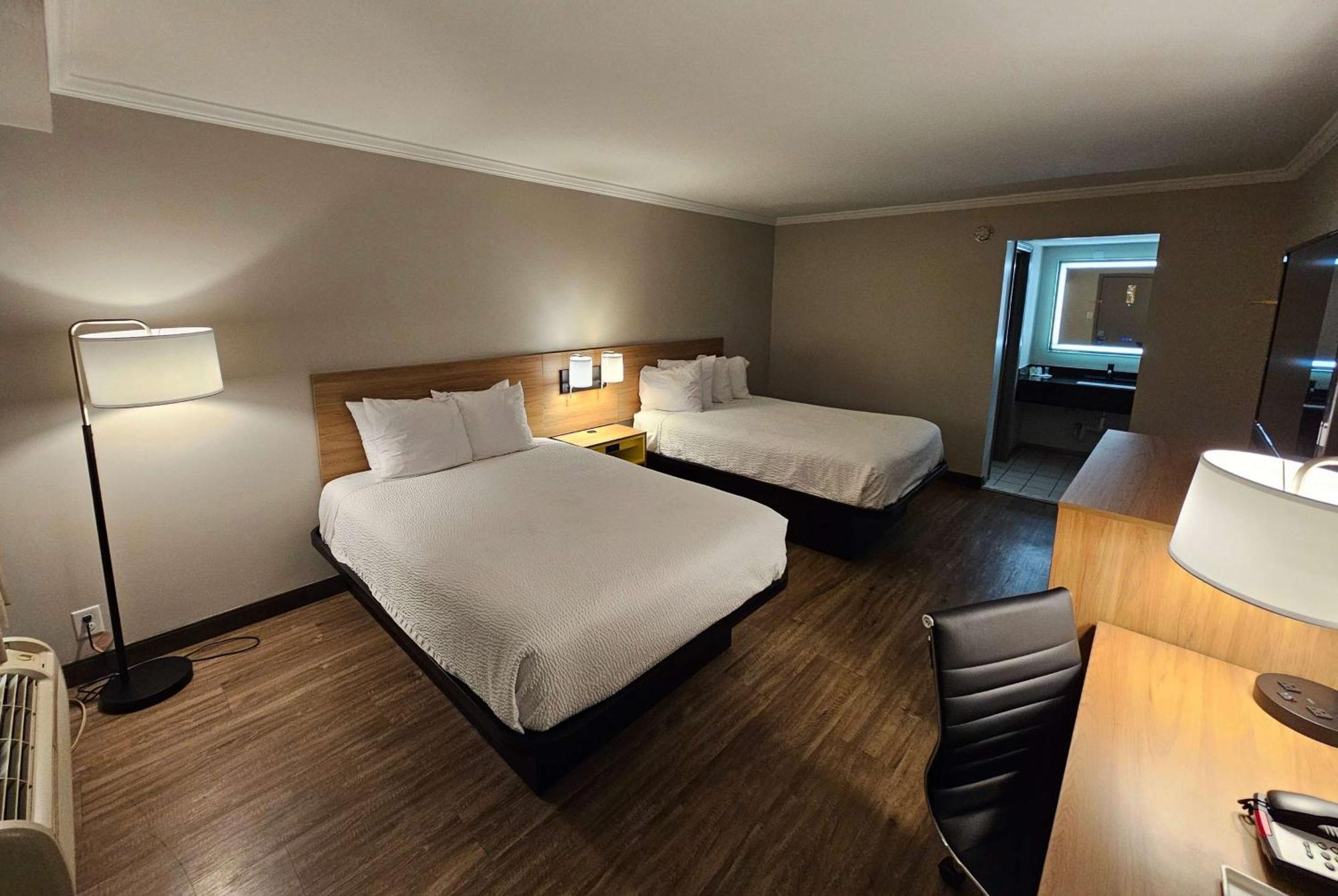 Days Inn By Wyndham Wilmington Brandywine Talleyville Екстер'єр фото